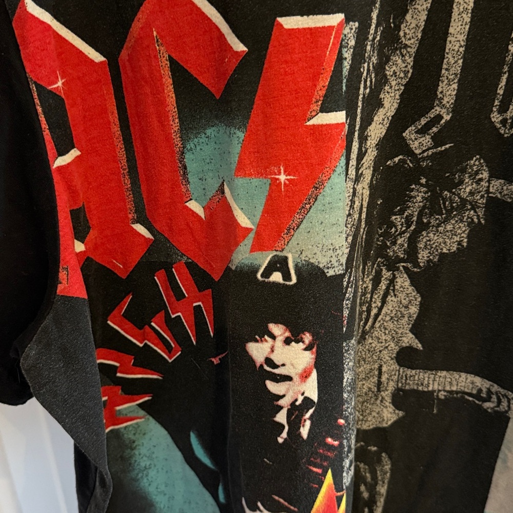 BIG & TALL AC/DC Black Tee with Red and Blue Graphics Size 2XL GUC - Picture 2 of 10